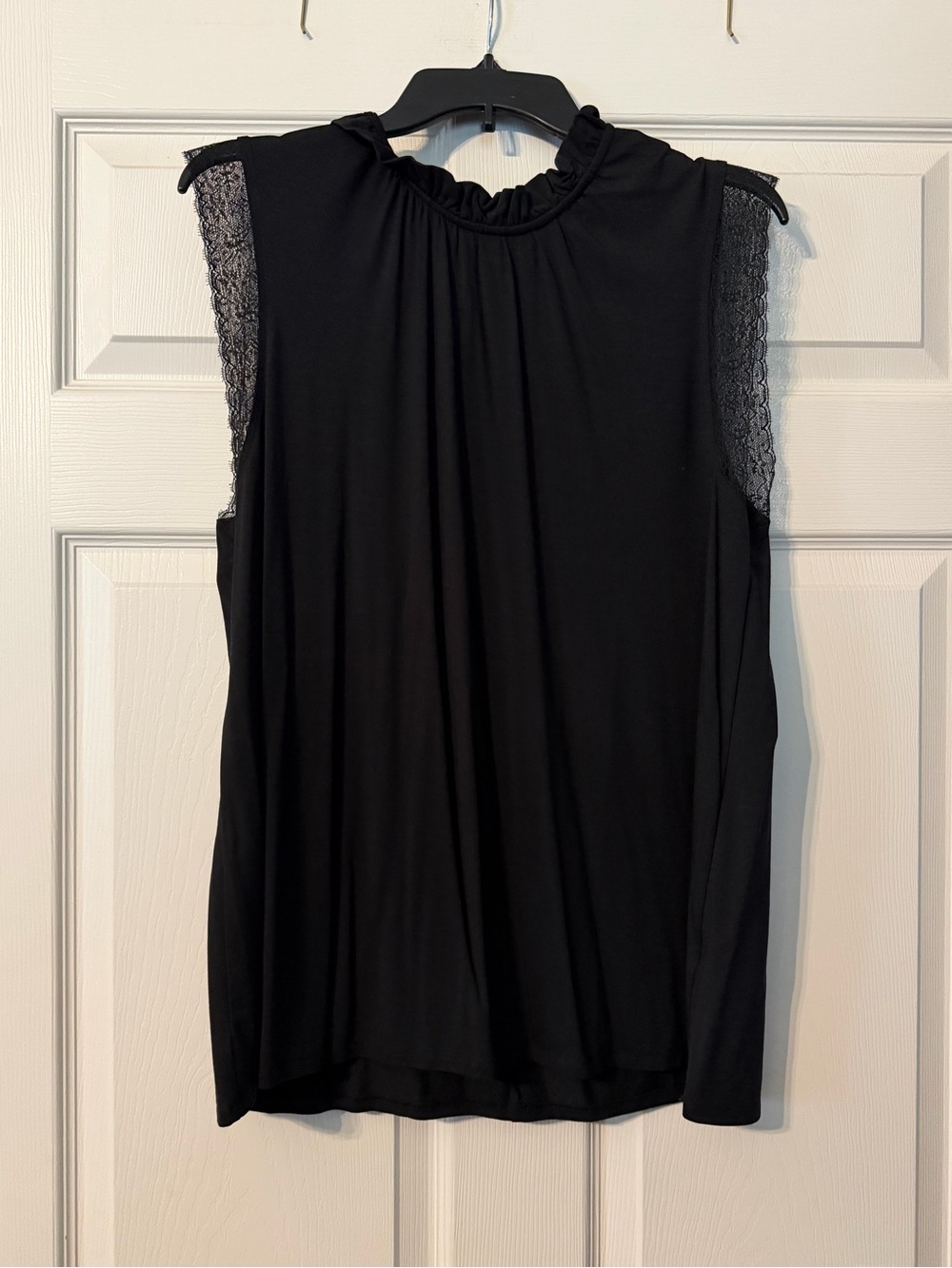 NWT! Matilda Jane Black Lace-Trim Sleeveless Women's Top